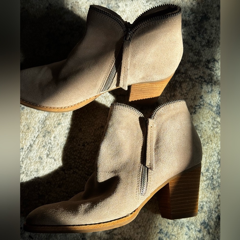 Dolce Vita Booties